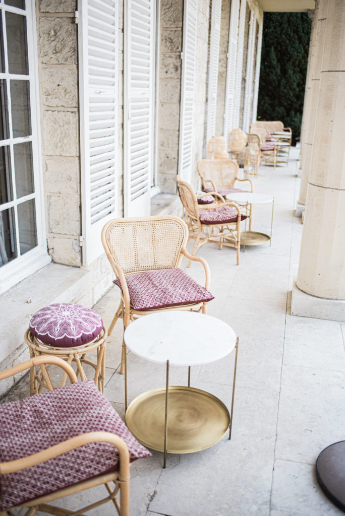 Domaine du Chesney terrasse salon de jardin Christophe Lefebvre photographe